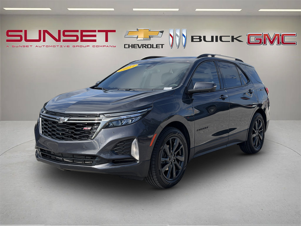 Certified 2023 Chevrolet Equinox RS w/ RS Leather Package FWD image 3