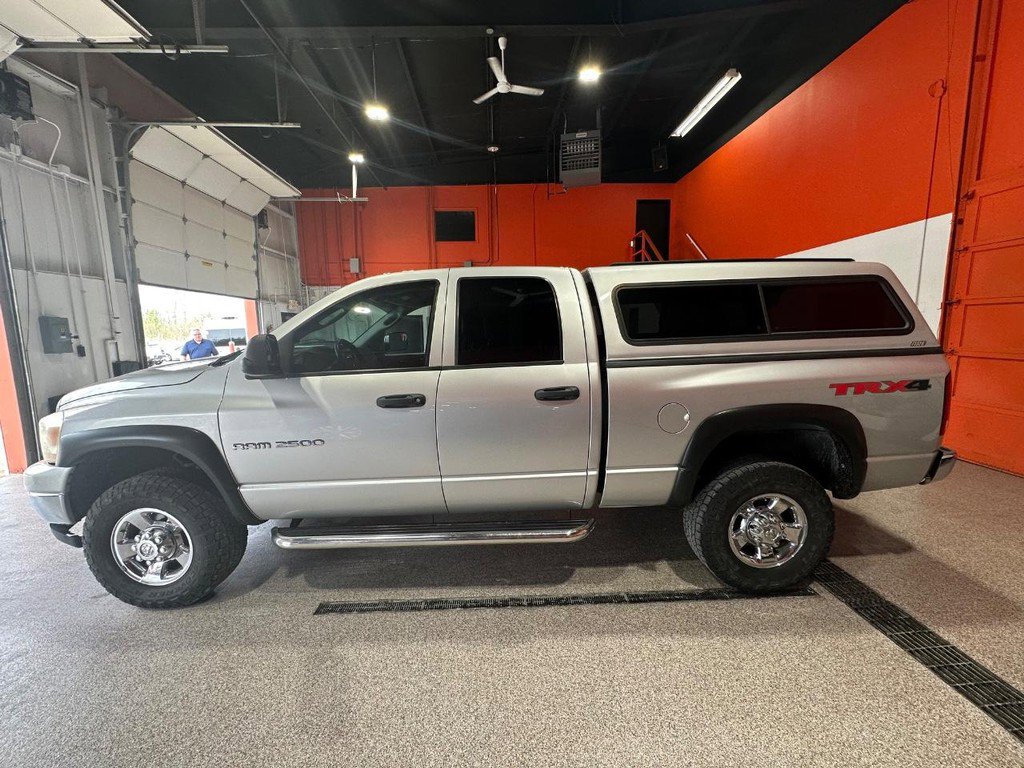 Used 2006 Dodge Ram 2500 Truck SLT w/ TRX4 Group AWD/4WD image 4