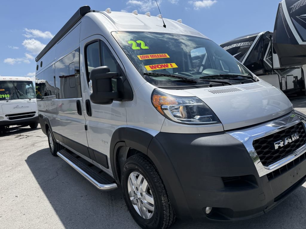 Used 2021 RAM ProMaster 3500 w/ Convenience Group FWD image 3