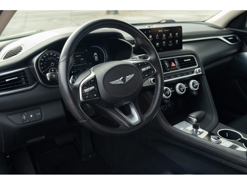 Used 2023 Genesis G70 2.0T image 11