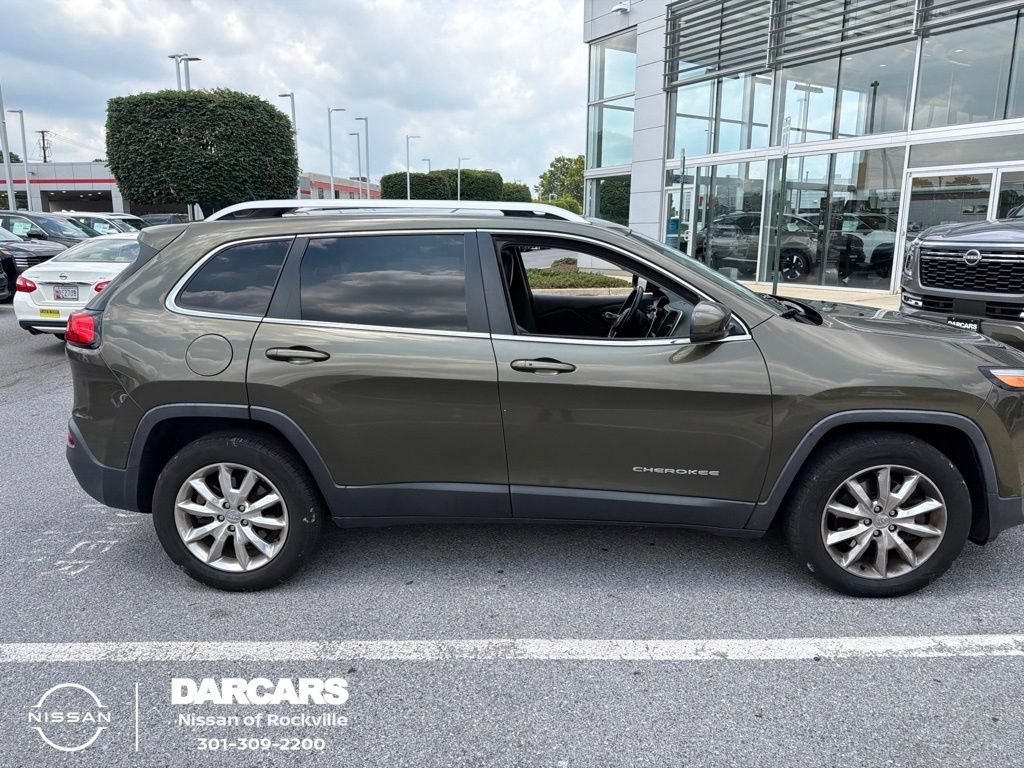 Used 2015 Jeep Cherokee Limited AWD/4WD image 1