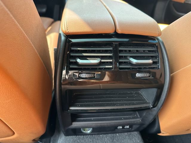 Used 2022 BMW 540i xDrive image 15
