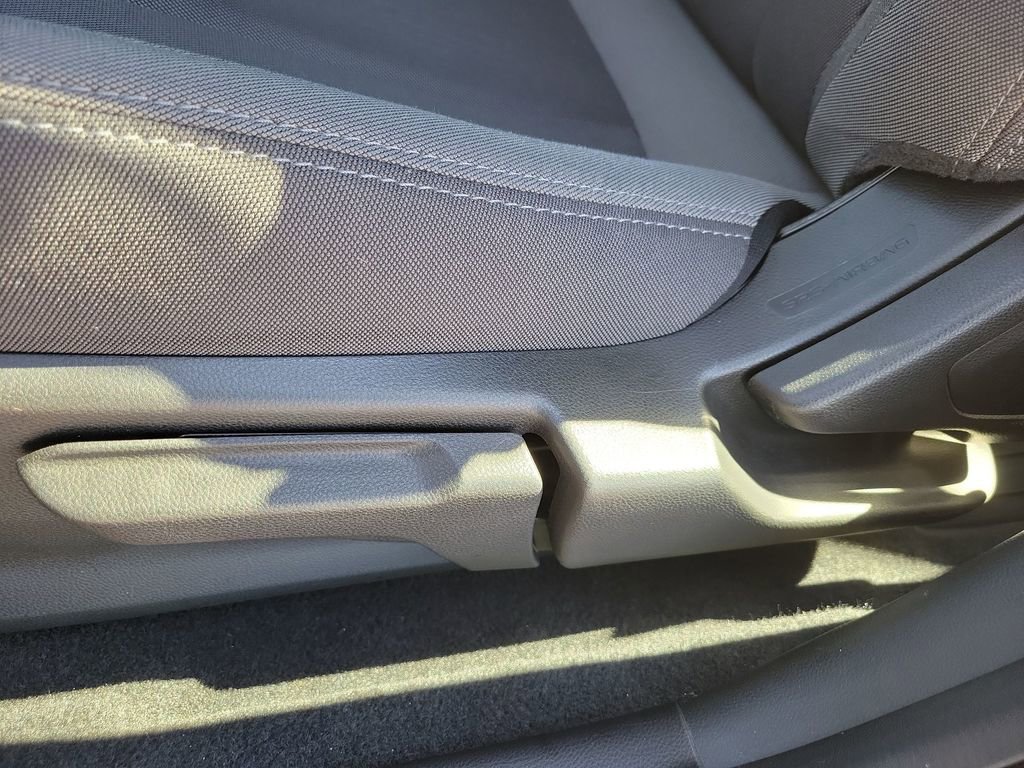 Certified 2025 Subaru Impreza 2.0i image 17