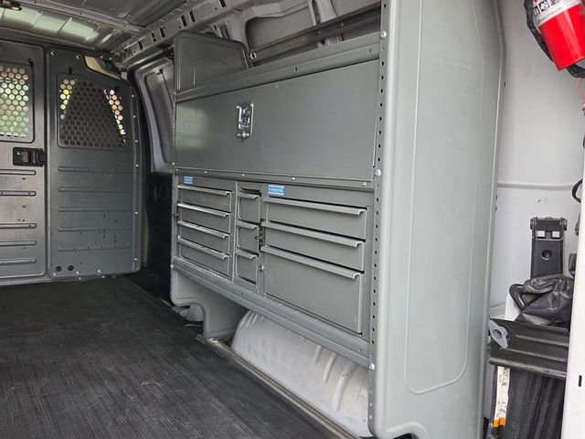 Used 2023 GMC Savana 2500 w/ Driver Convenience Package image 13
