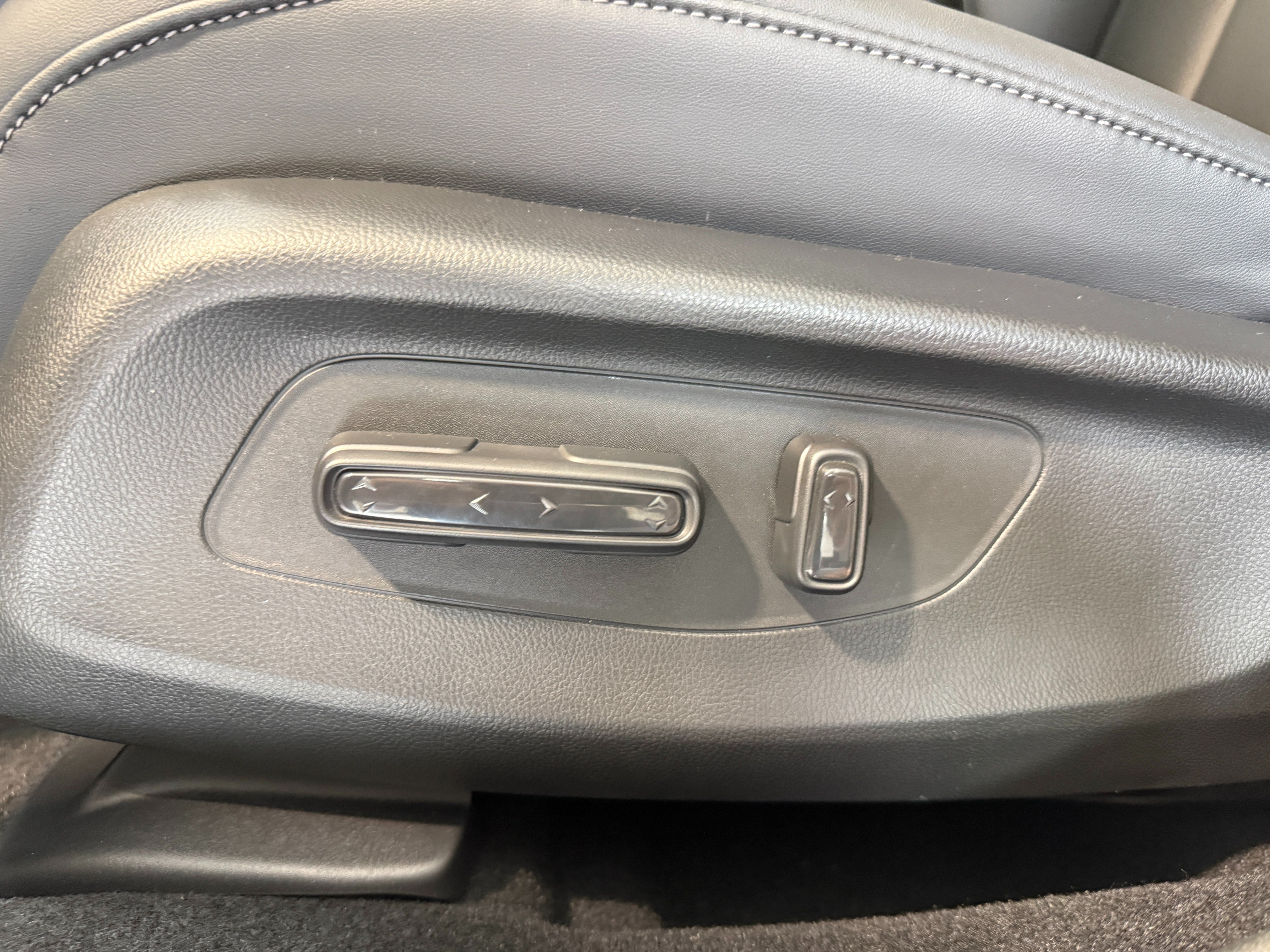 New 2026 Acura ADX AWD image 24