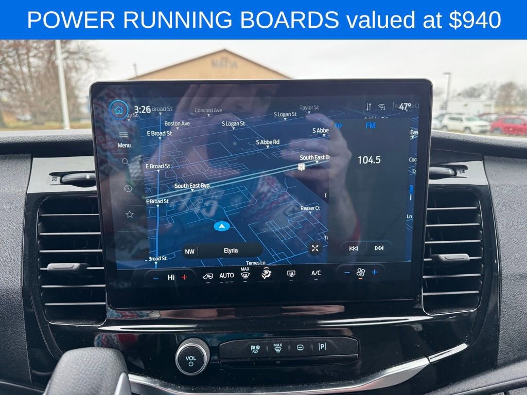 Used 2023 Ford Transit 350 XLT image 3