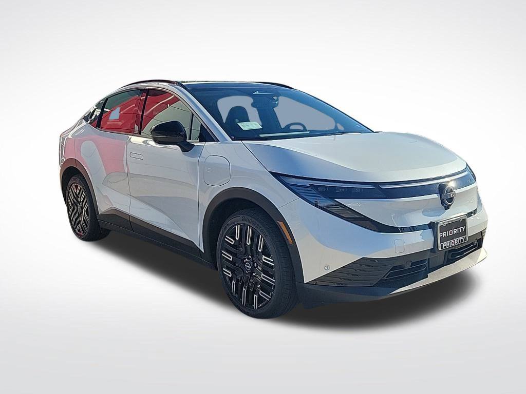 New 2026 Nissan Leaf Platinum+ w/ Floor Mat Package (Platinum+) FWD image 7