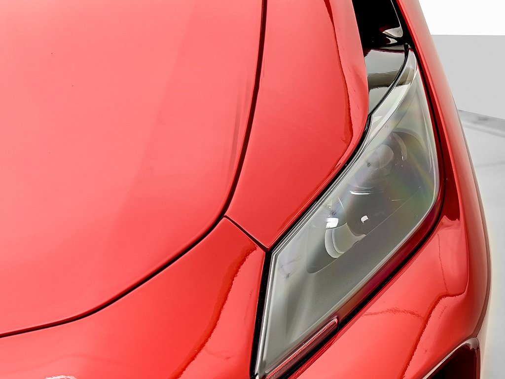 Certified 2021 Ferrari F8 Tributo image 28
