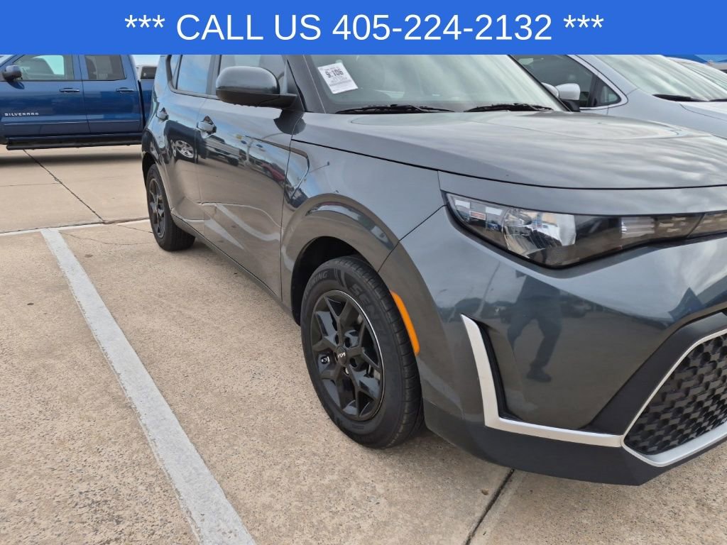 Used 2024 Kia Soul LX w/ Option Group 015 image 17