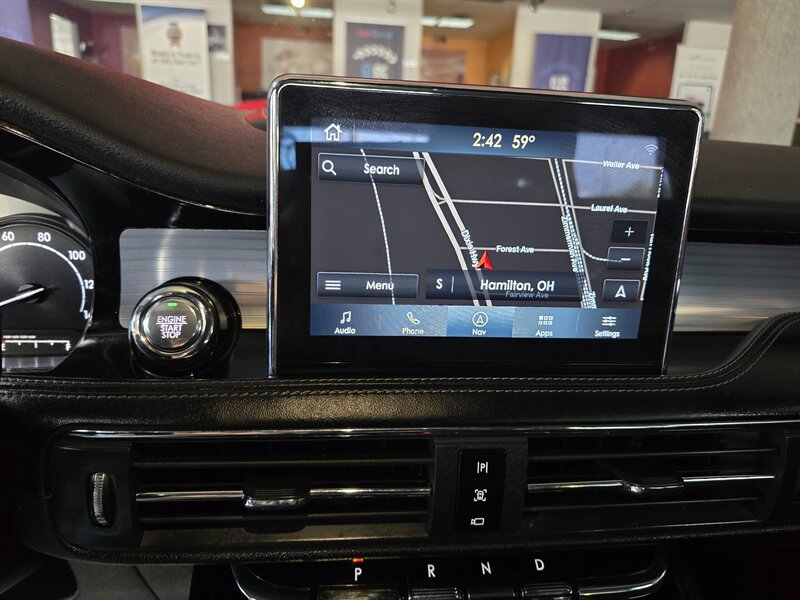 Used 2021 Lincoln Corsair AWD w/ Premium Package image 24