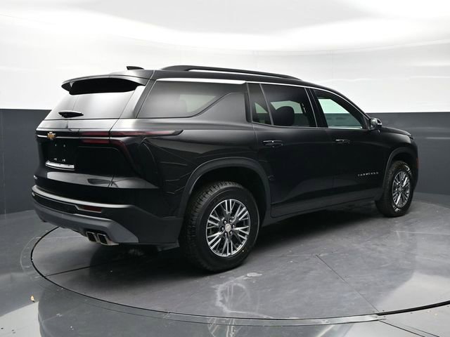 Used 2025 Chevrolet Traverse LT image 5