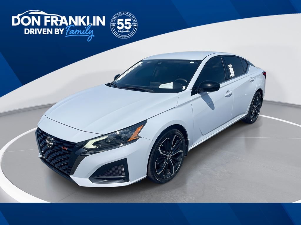 Used 2023 Nissan Altima 2.5 SR image 1