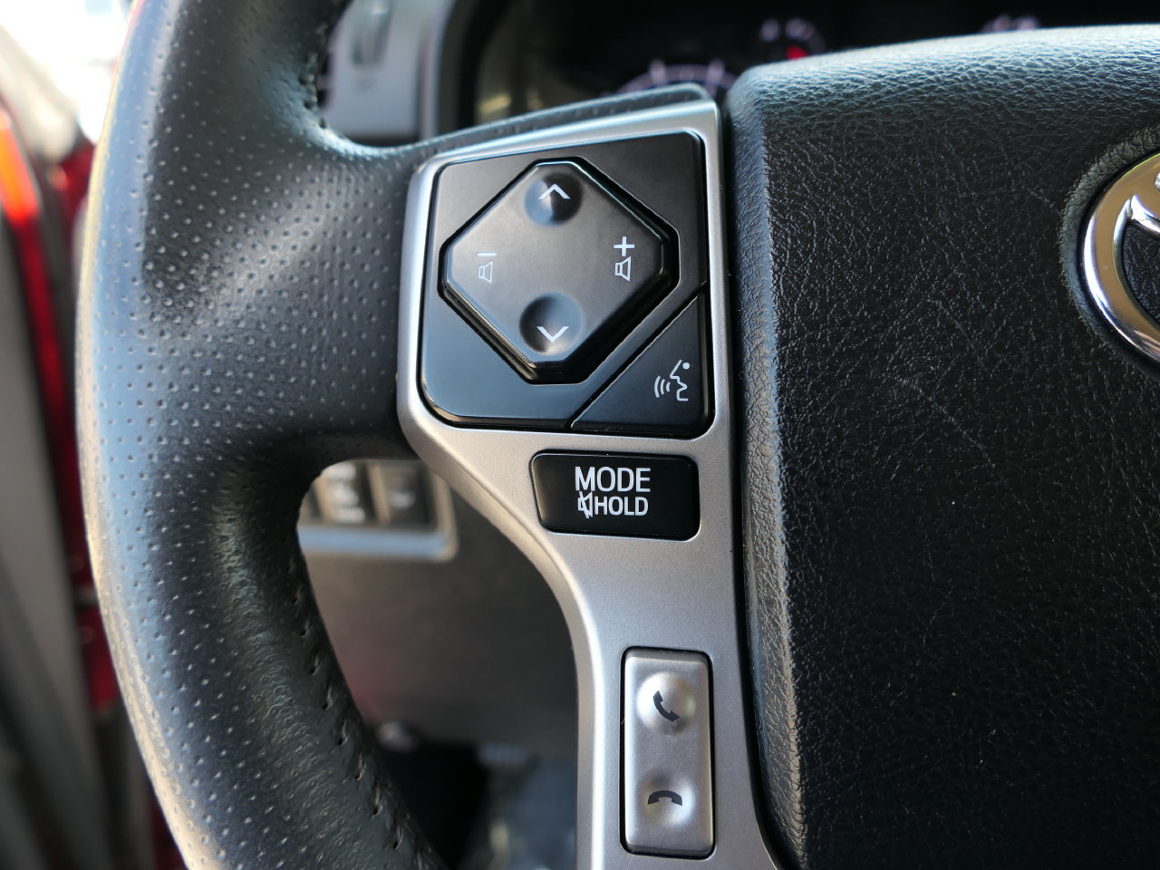 Used 2022 Toyota 4Runner SR5 Premium AWD/4WD image 13