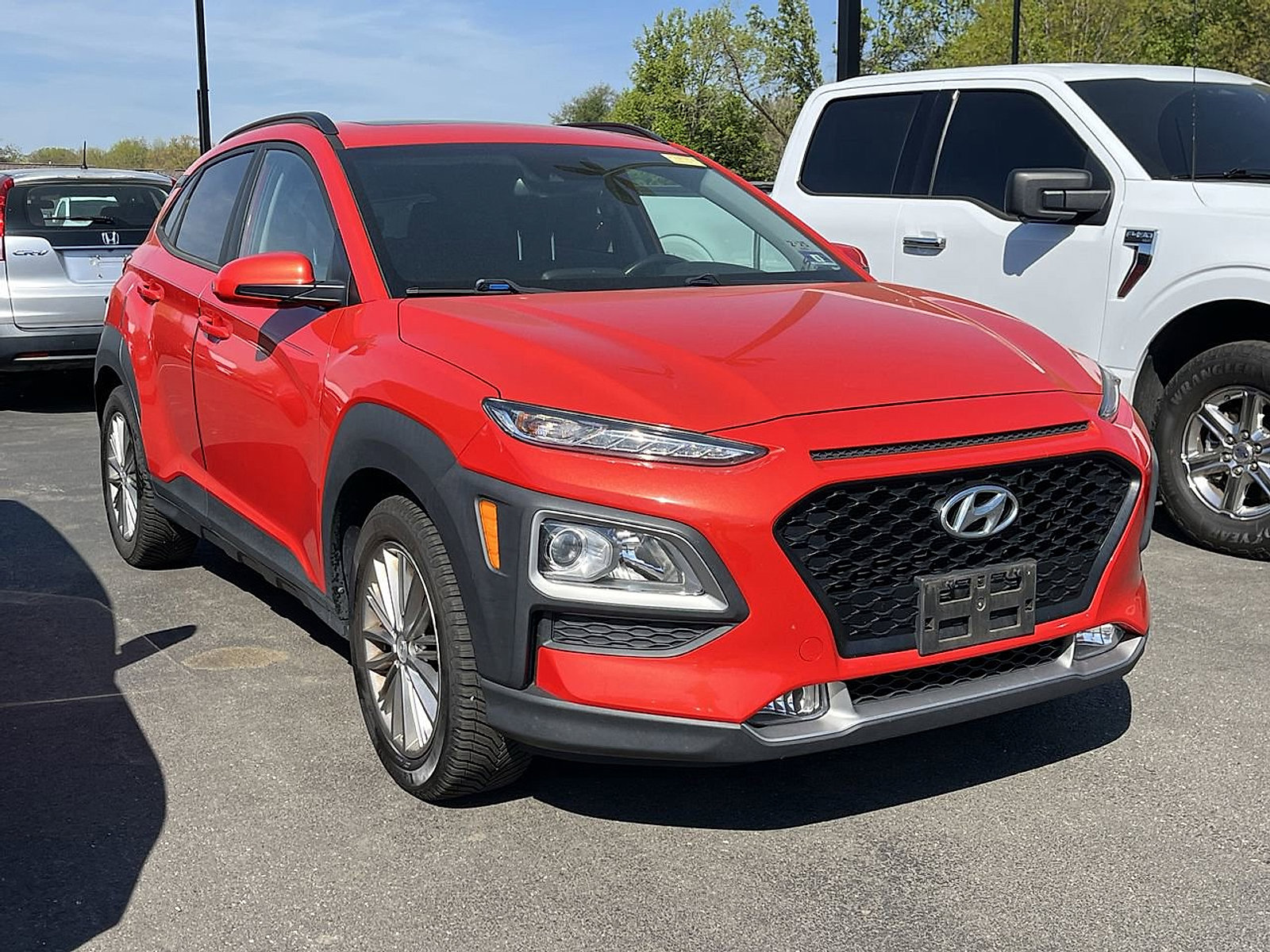 Used 2019 Hyundai Kona SEL w/ SEL Tech Package 02 image 2