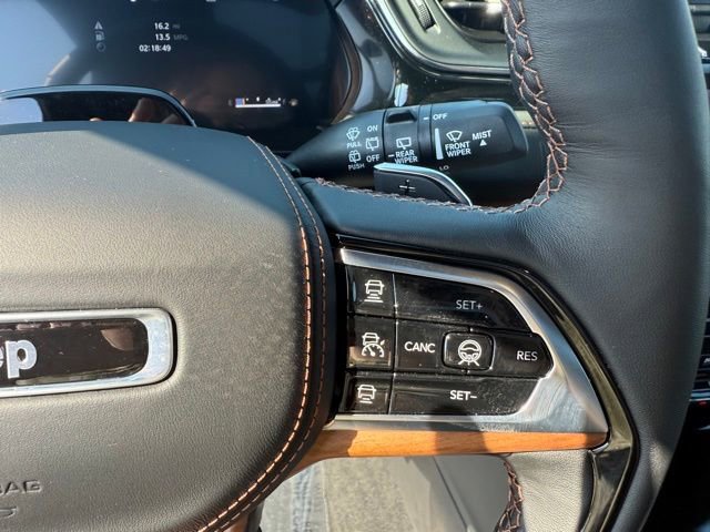 New 2025 Jeep Grand Cherokee Summit image 18