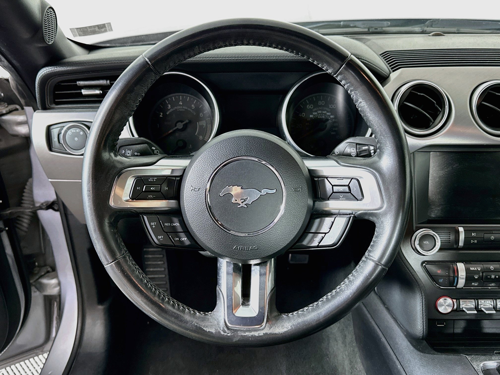 Used 2022 Ford Mustang Premium RWD image 18