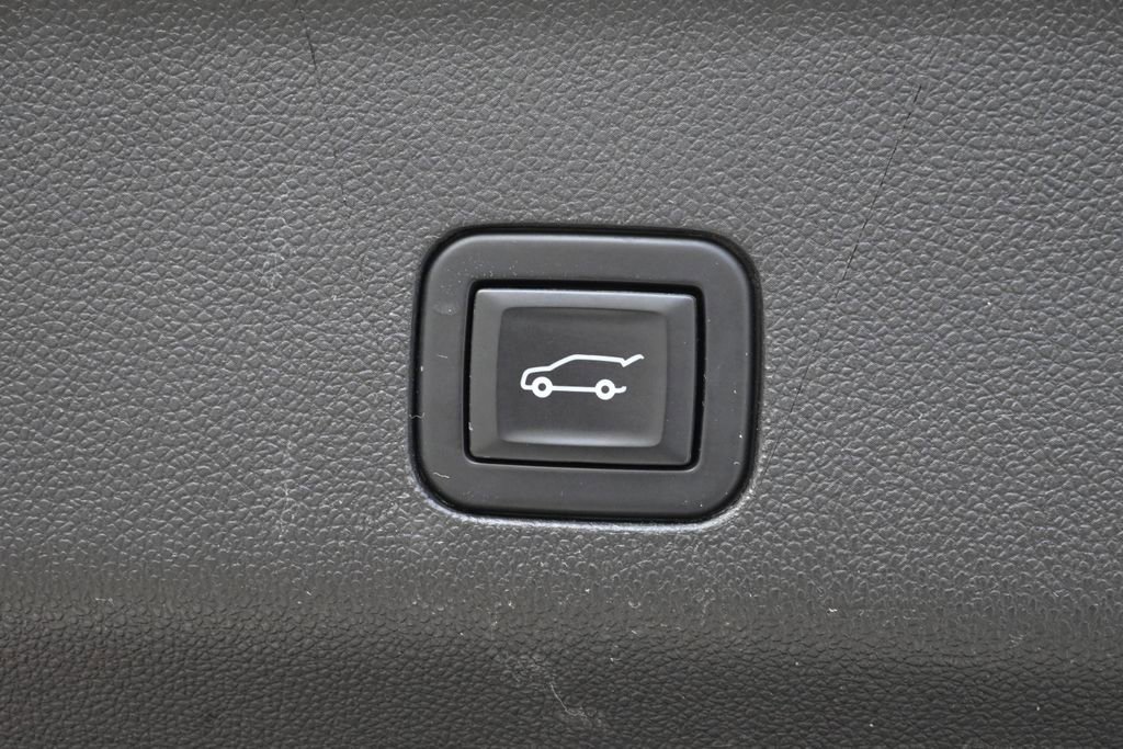 Used 2021 Cadillac Escalade Sport Platinum w/ Heavy-Duty Trailer Package image 43