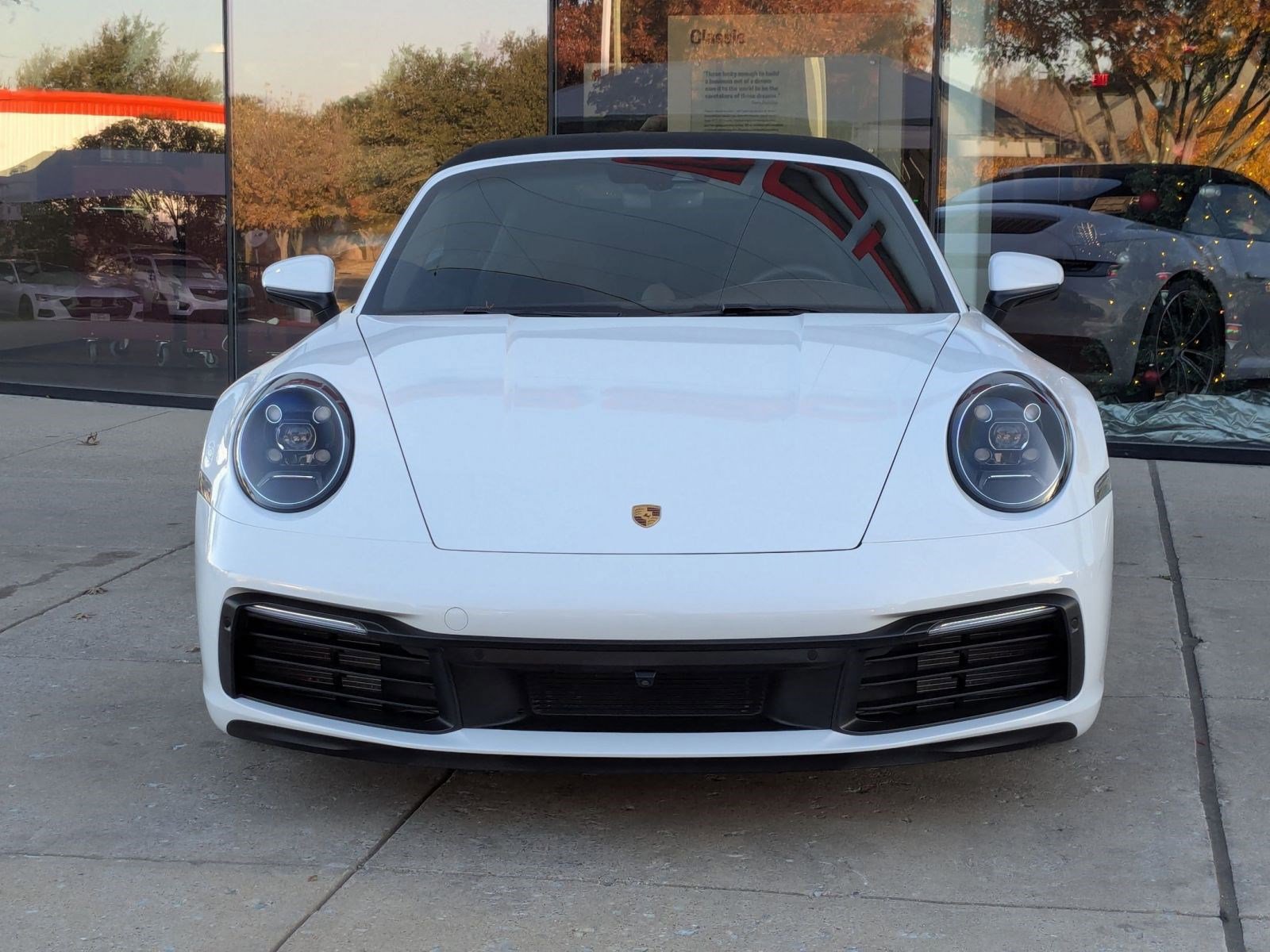 Used 2024 Porsche 911 Carrera image 6