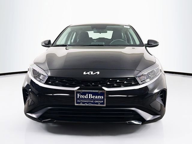 Used 2023 Kia Forte LXS w/ LXS Technology Package image 2