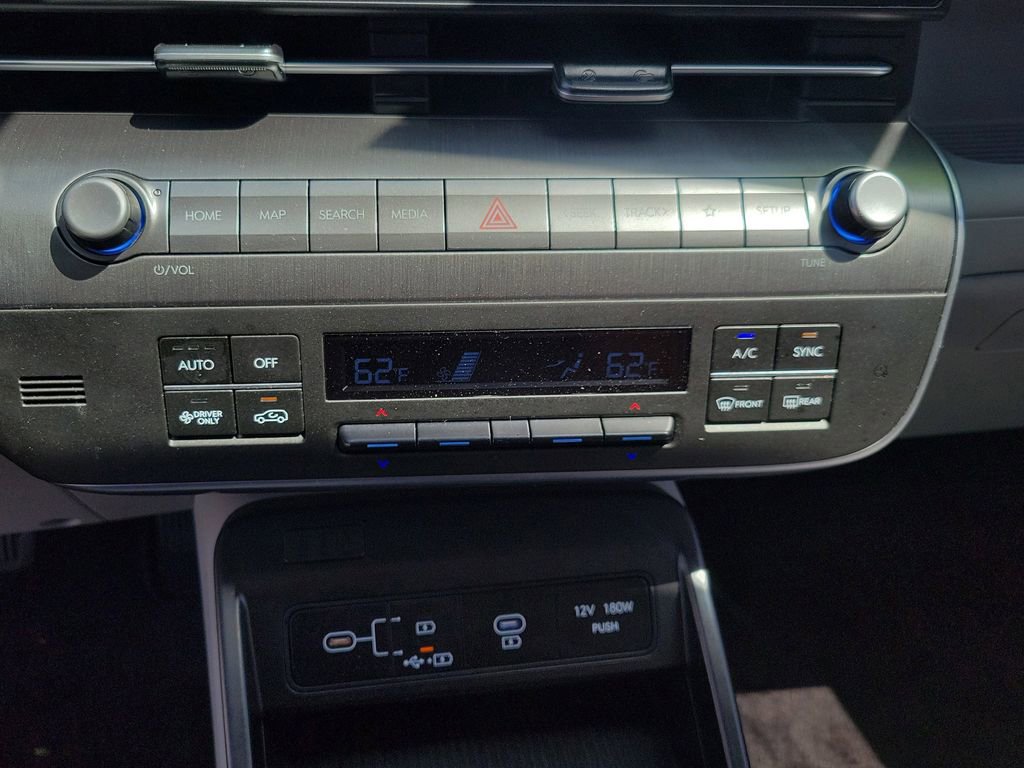 Certified 2024 Hyundai Kona SEL FWD image 32