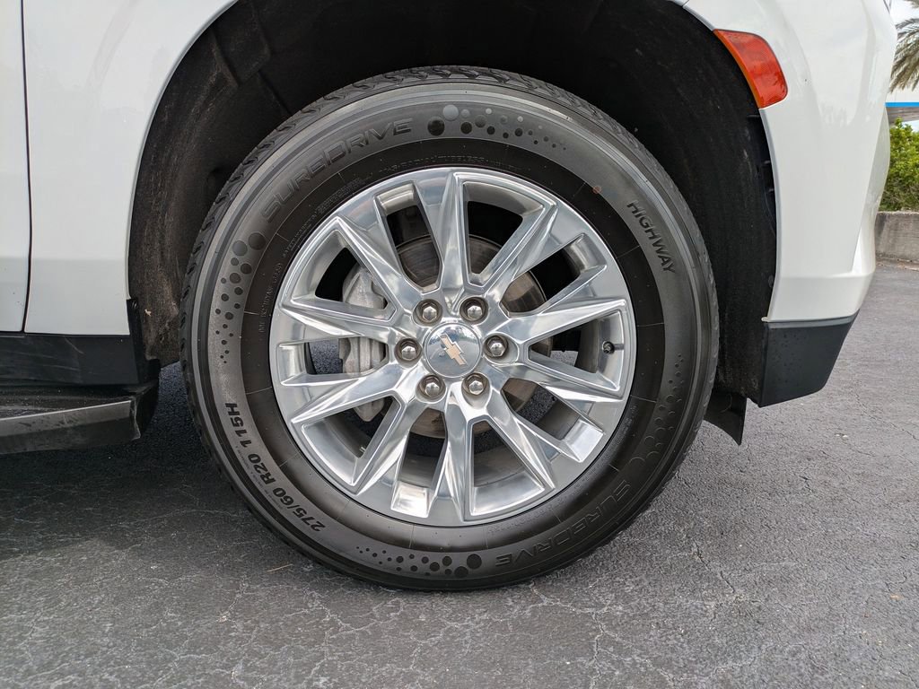 Certified 2024 Chevrolet Suburban Premier image 12