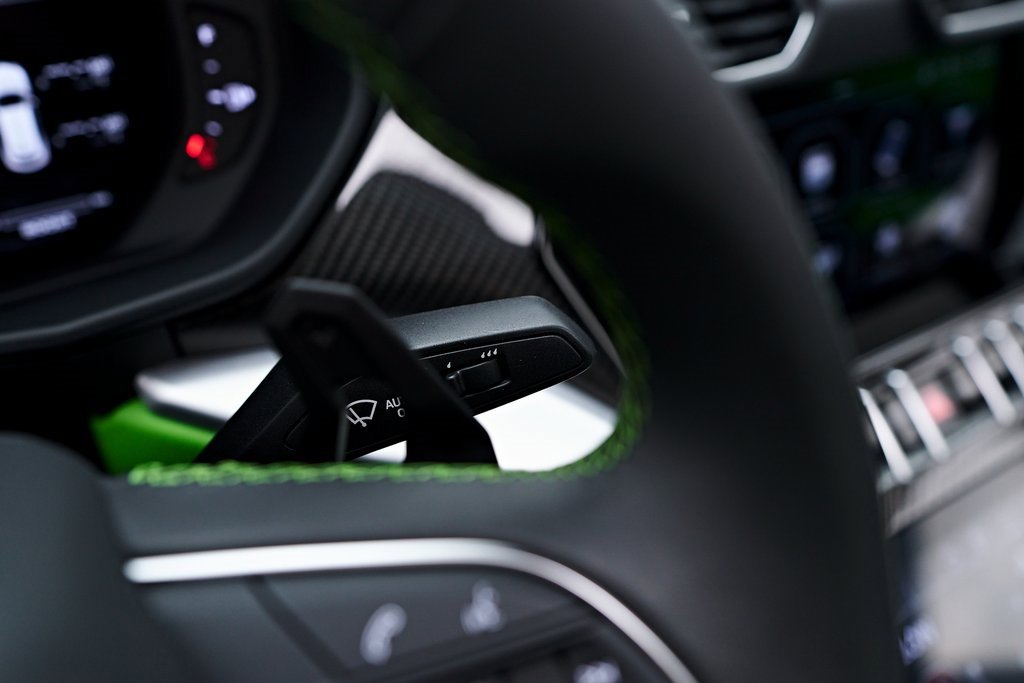 Used 2022 Lamborghini Urus image 70