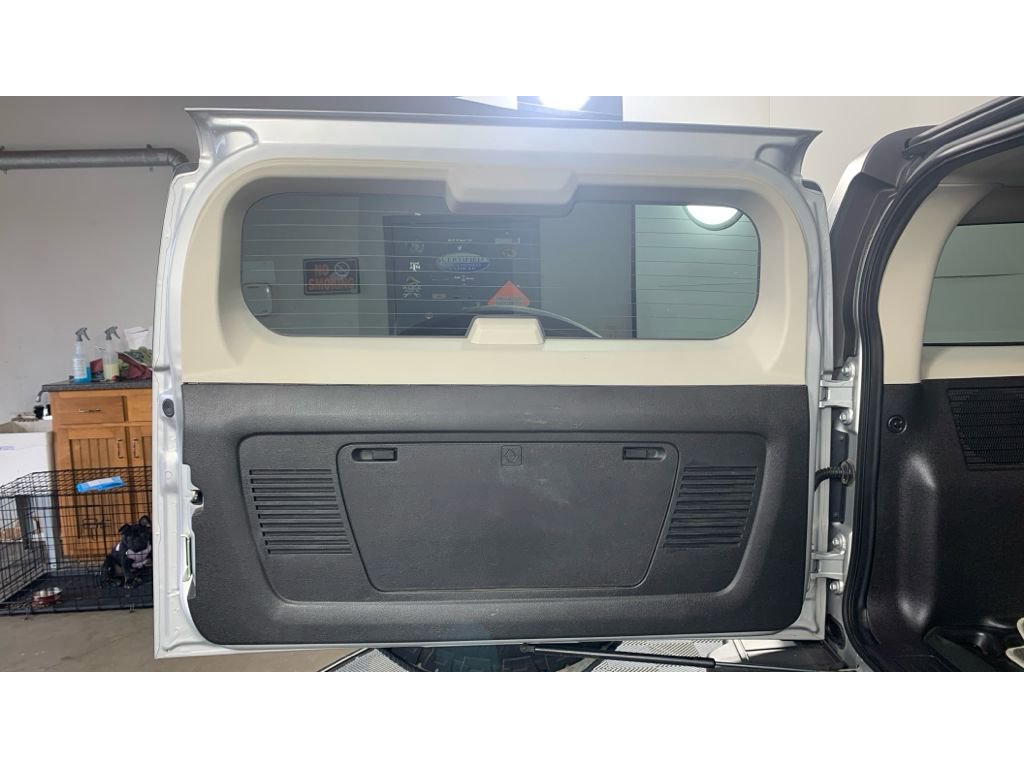 Used 2009 HUMMER H3 Alpha image 29