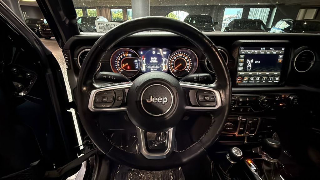 Used 2020 Jeep Gladiator Overland AWD/4WD image 24