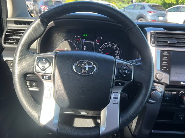 Used 2022 Toyota 4Runner SR5 Premium w/ Moonroof Package AWD/4WD image 13