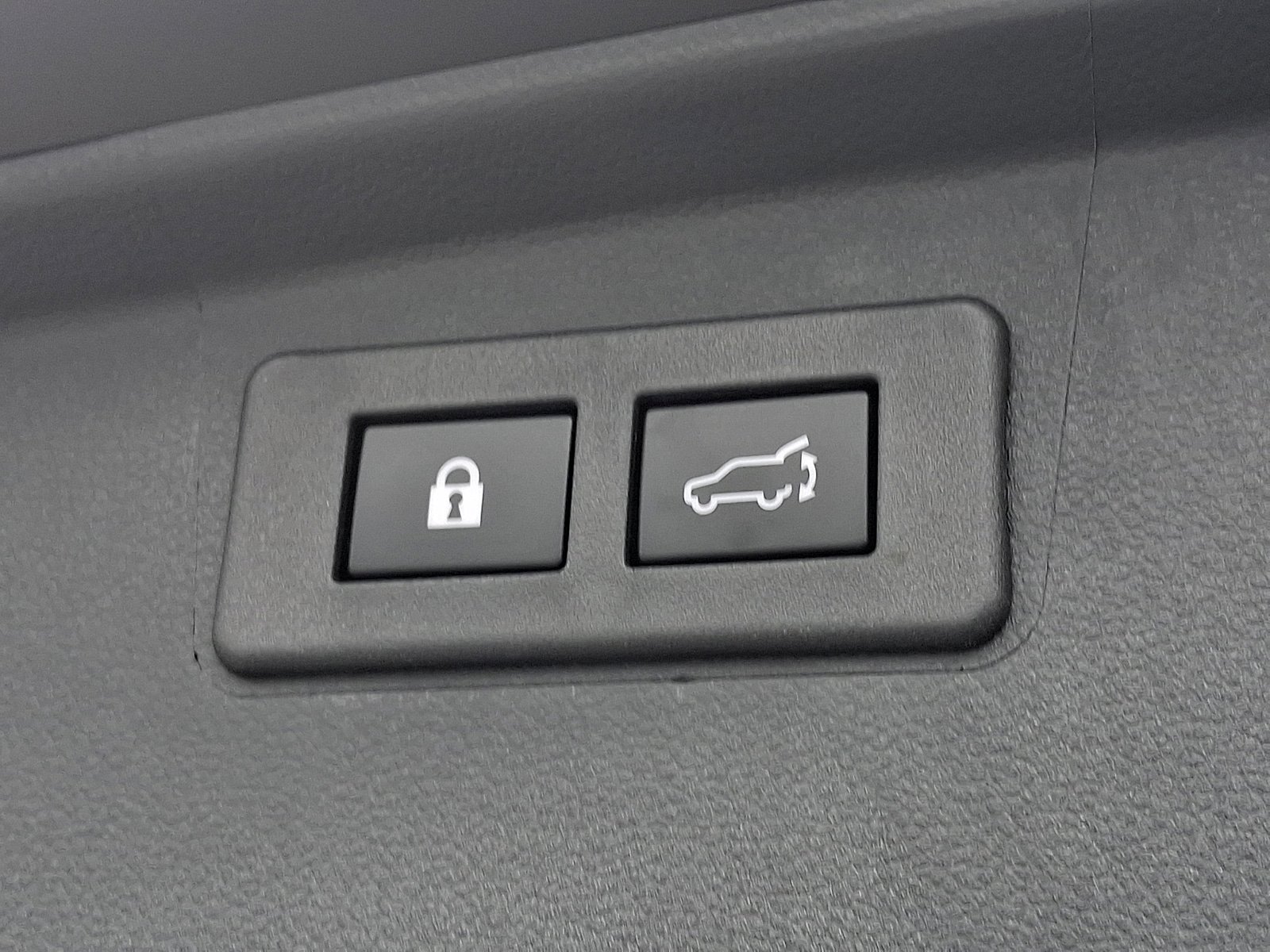 Certified 2025 Subaru Outback Limited AWD/4WD image 30