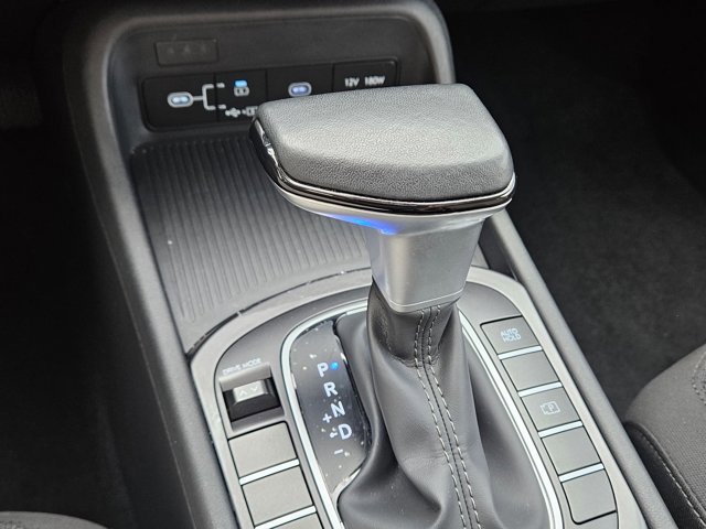 Used 2025 Hyundai Kona SEL image 12