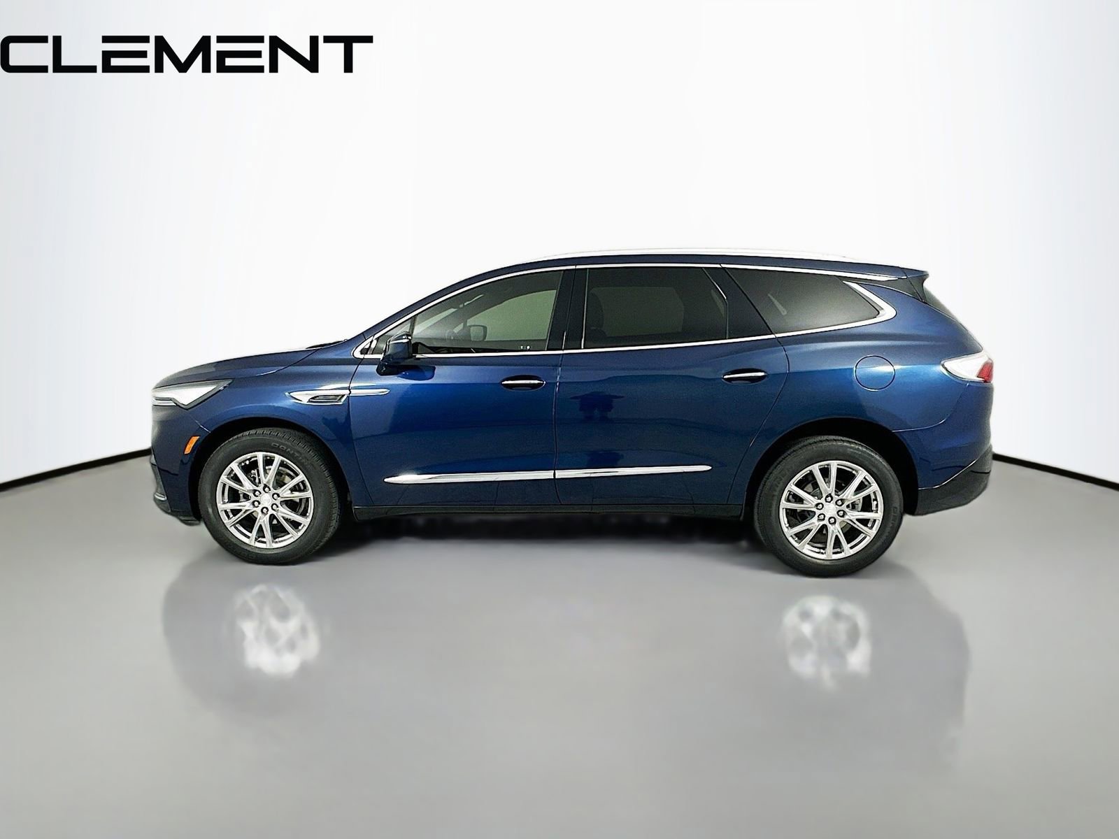 Used 2022 Buick Enclave Essence w/ Experience Buick Package image 6