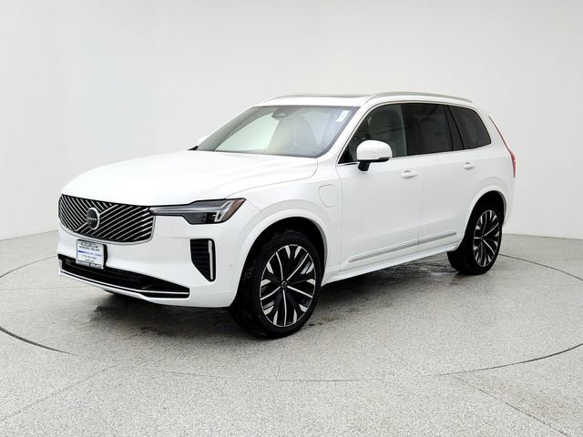 New 2026 Volvo XC90 T8 Plus w/ Protection Package Premier video 1