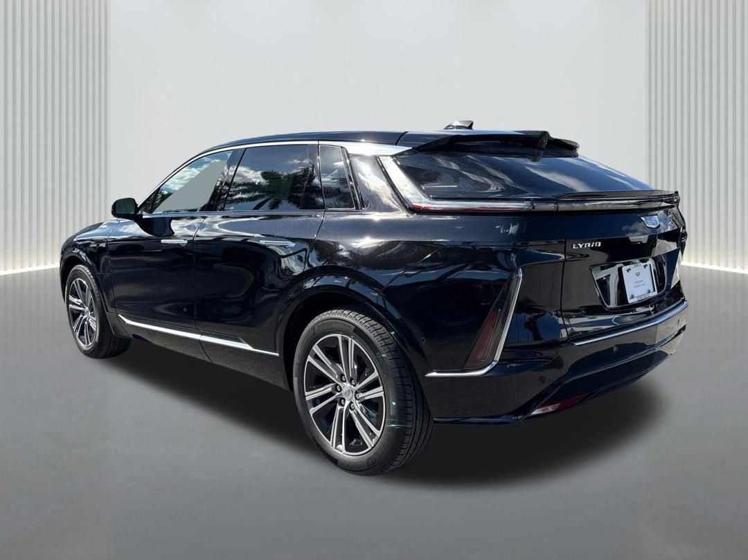 New 2026 Cadillac Lyriq Luxury image 7
