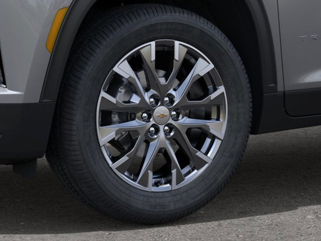 New 2026 Chevrolet Traverse LT w/ Sun and Wheel Package AWD/4WD image 9