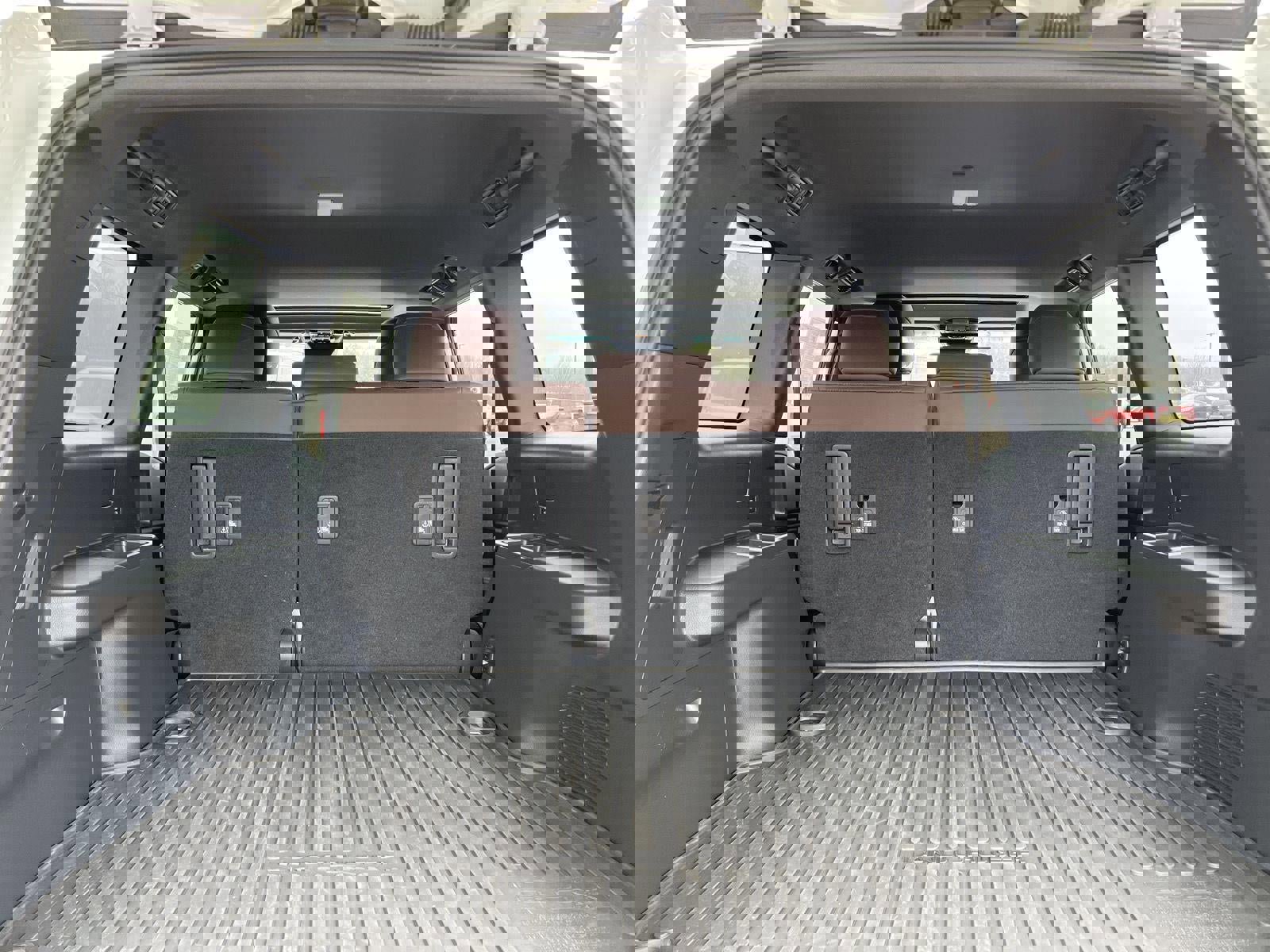 Used 2024 Toyota Land Cruiser w/ Premium Package image 11