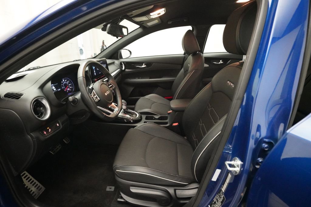 Certified 2024 Kia Forte GT-Line image 7