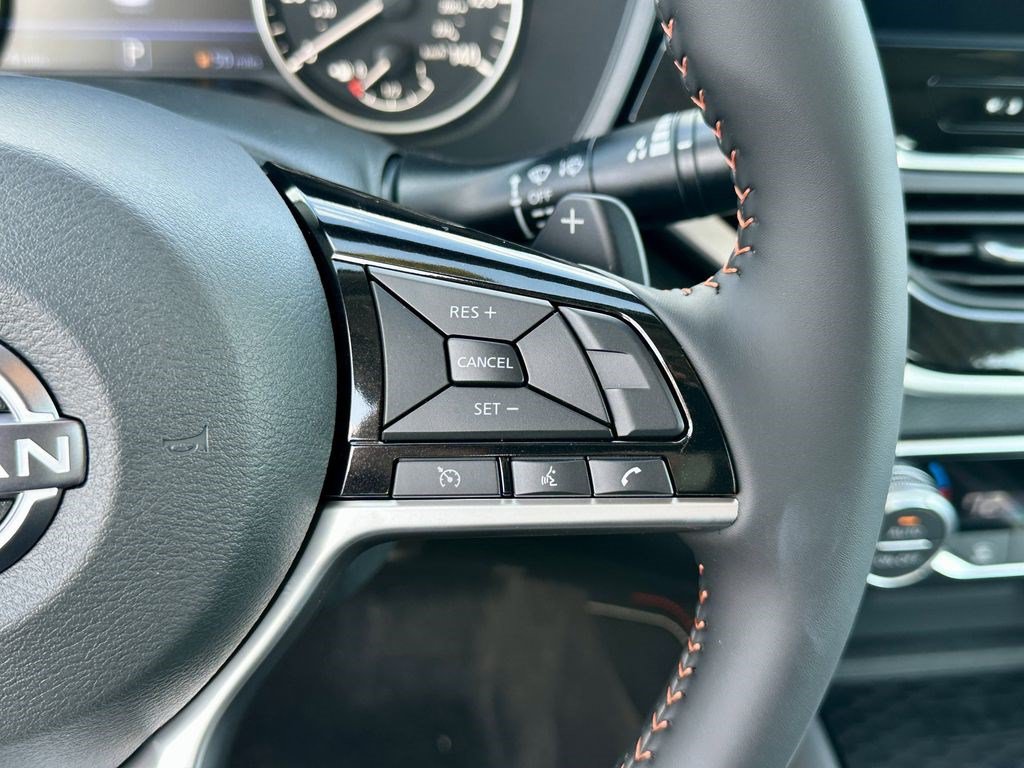 Certified 2025 Nissan Altima 2.5 SR w/ SR Premium Package FWD image 26