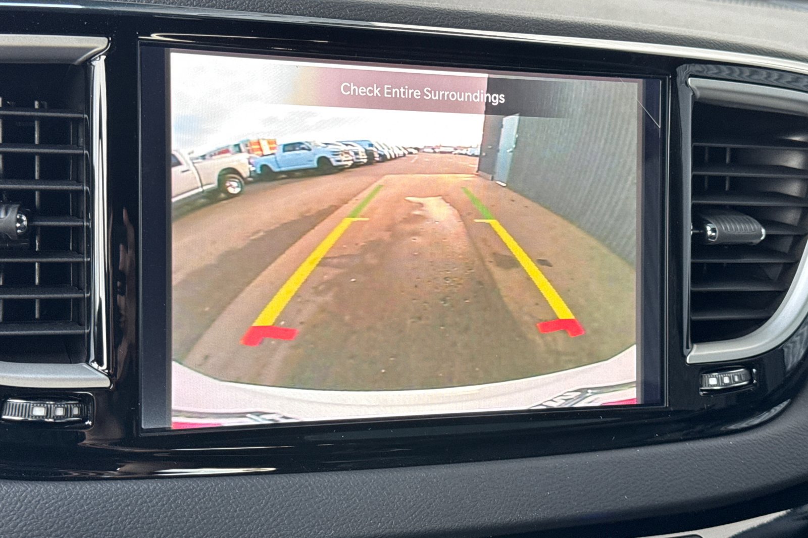 New 2026 Chrysler Voyager LX image 18