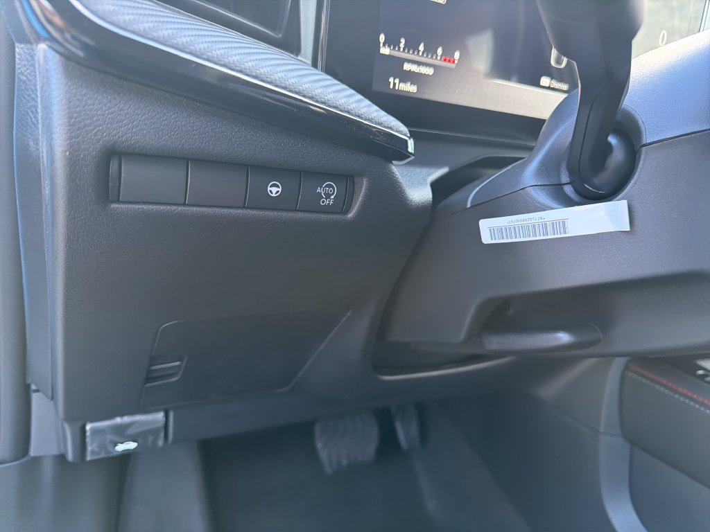 New 2027 Nissan Kicks SR FWD image 17