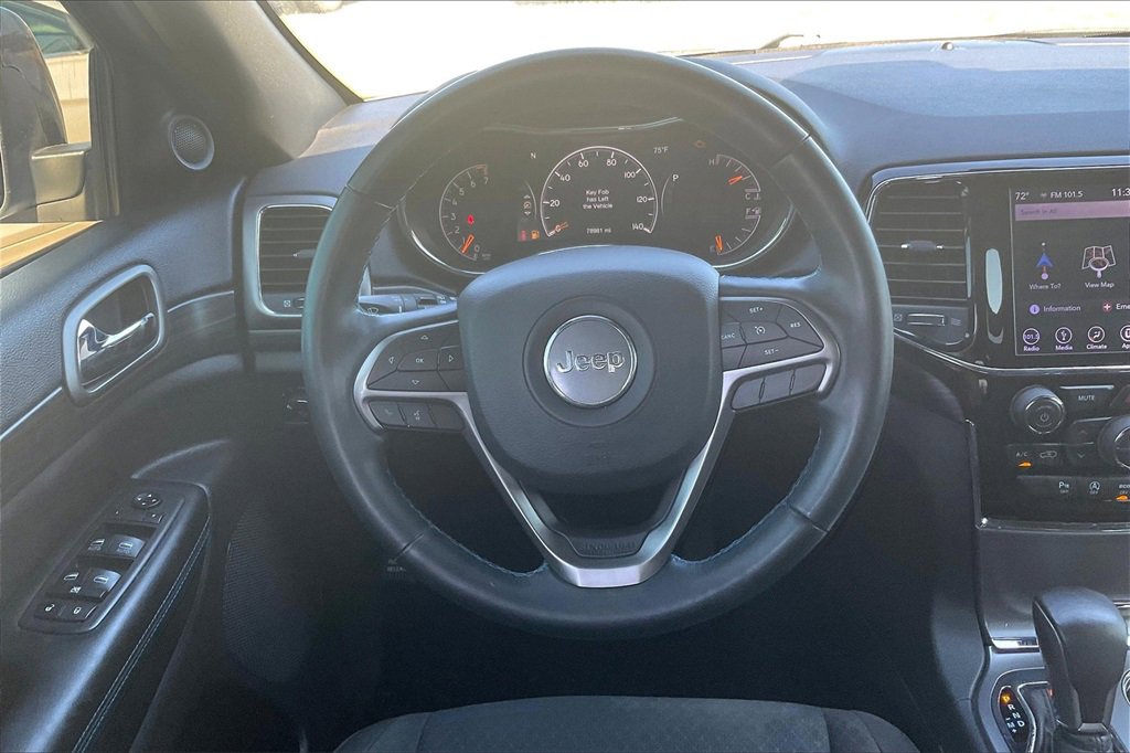 Used 2019 Jeep Grand Cherokee Laredo image 5