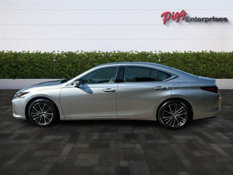 Used 2024 Lexus ES 350 Premium image 3
