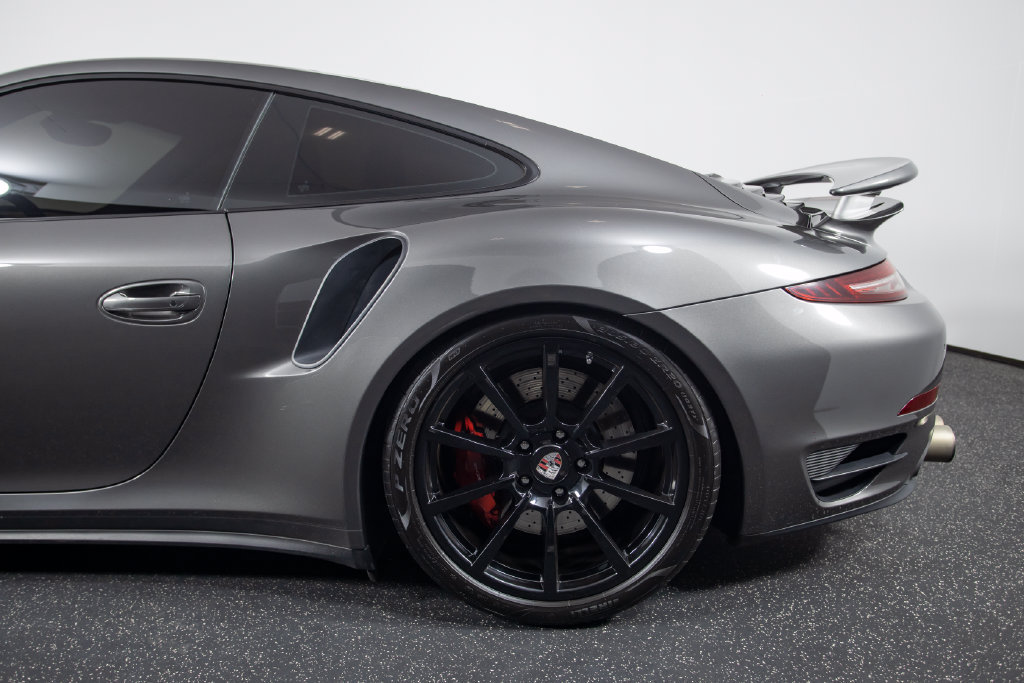 Used 2014 Porsche 911 Turbo w/ Carbon Interior Package AWD/4WD image 19