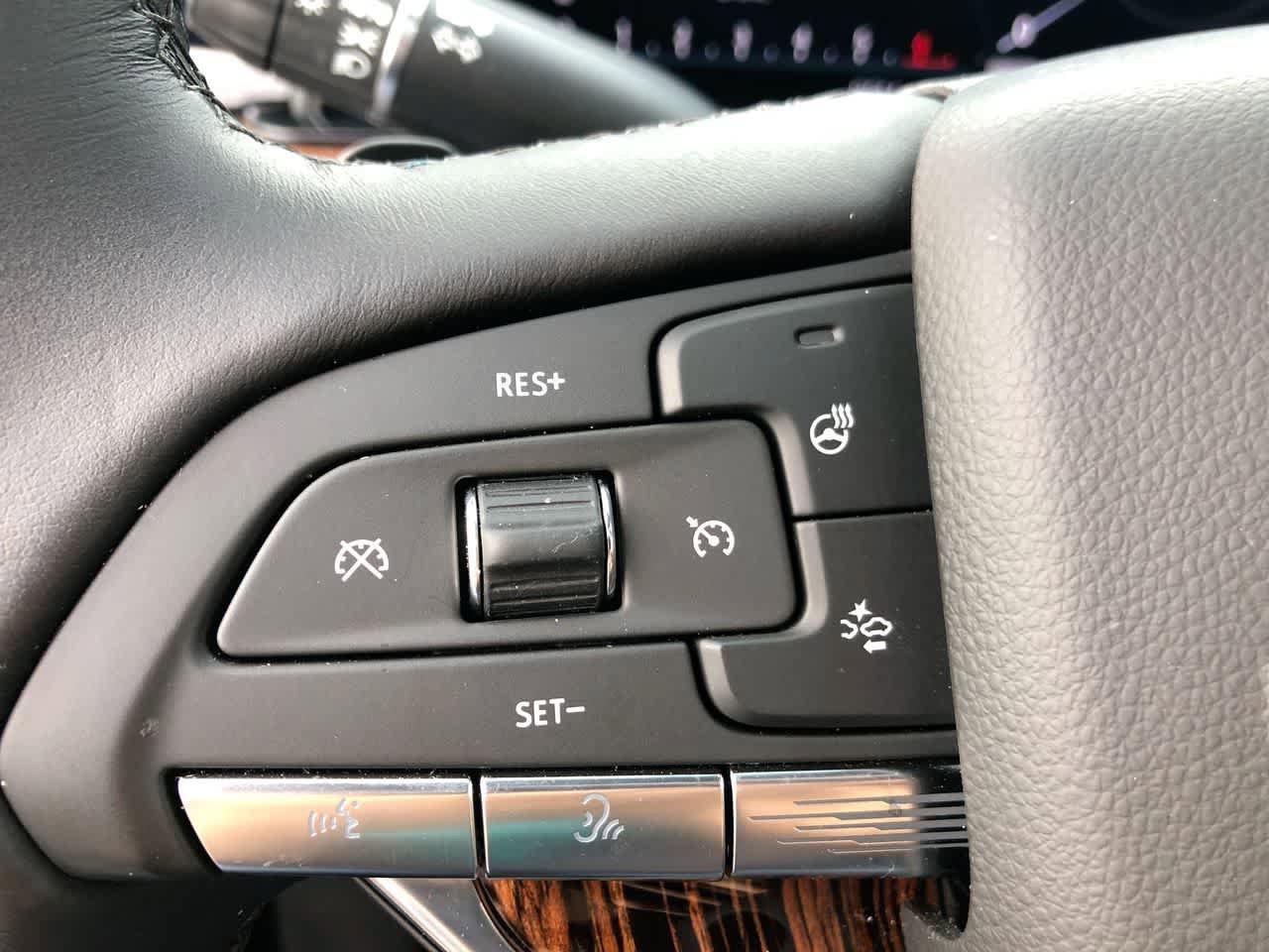Used 2023 Cadillac Escalade Premium Luxury image 27