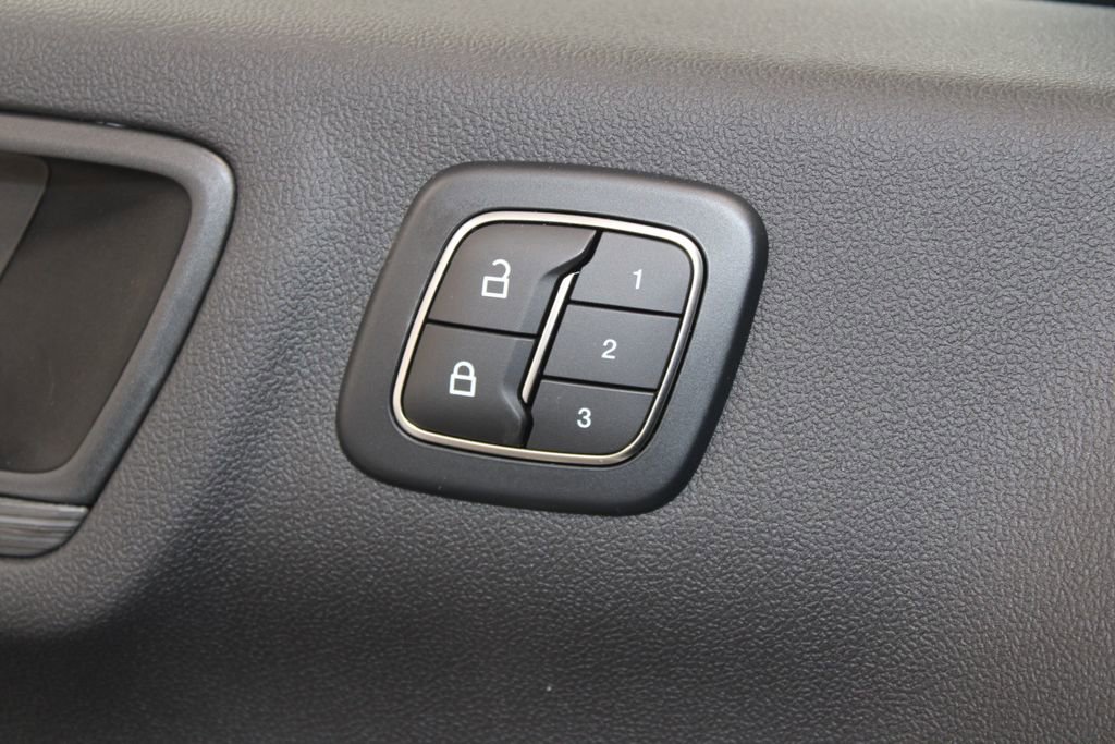 New 2026 Ford Escape Platinum w/ Premium Technology Package image 40