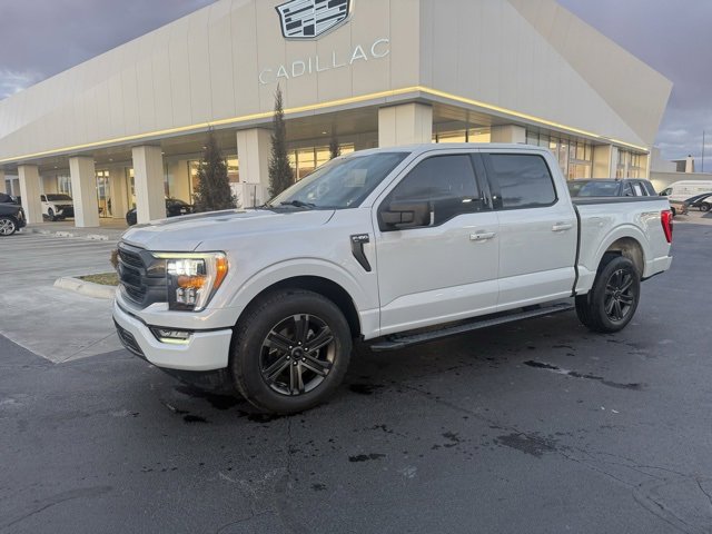 Used 2020 Ford Explorer XLT w/ Class III Trailer Tow Package image 2