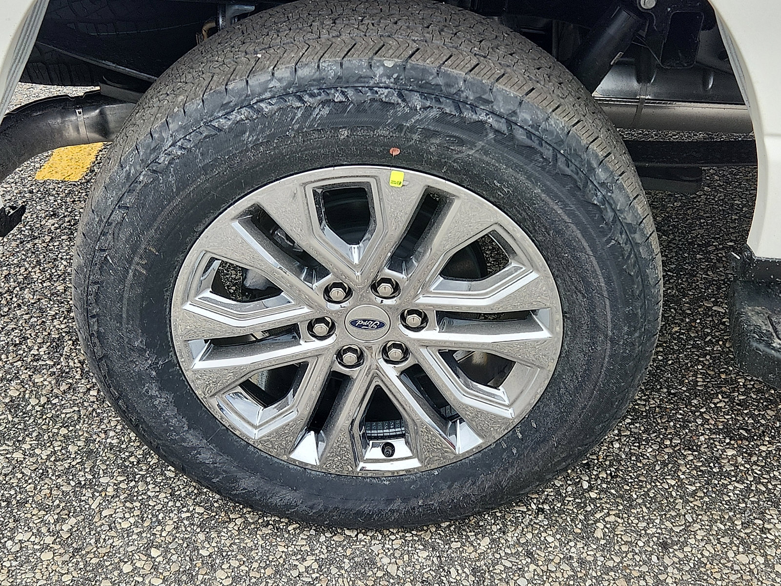 New 2025 Ford F150 Lariat w/ Equipment Group 501A Mid image 5