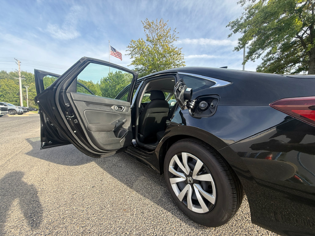 Certified 2026 Honda Civic LX image 30
