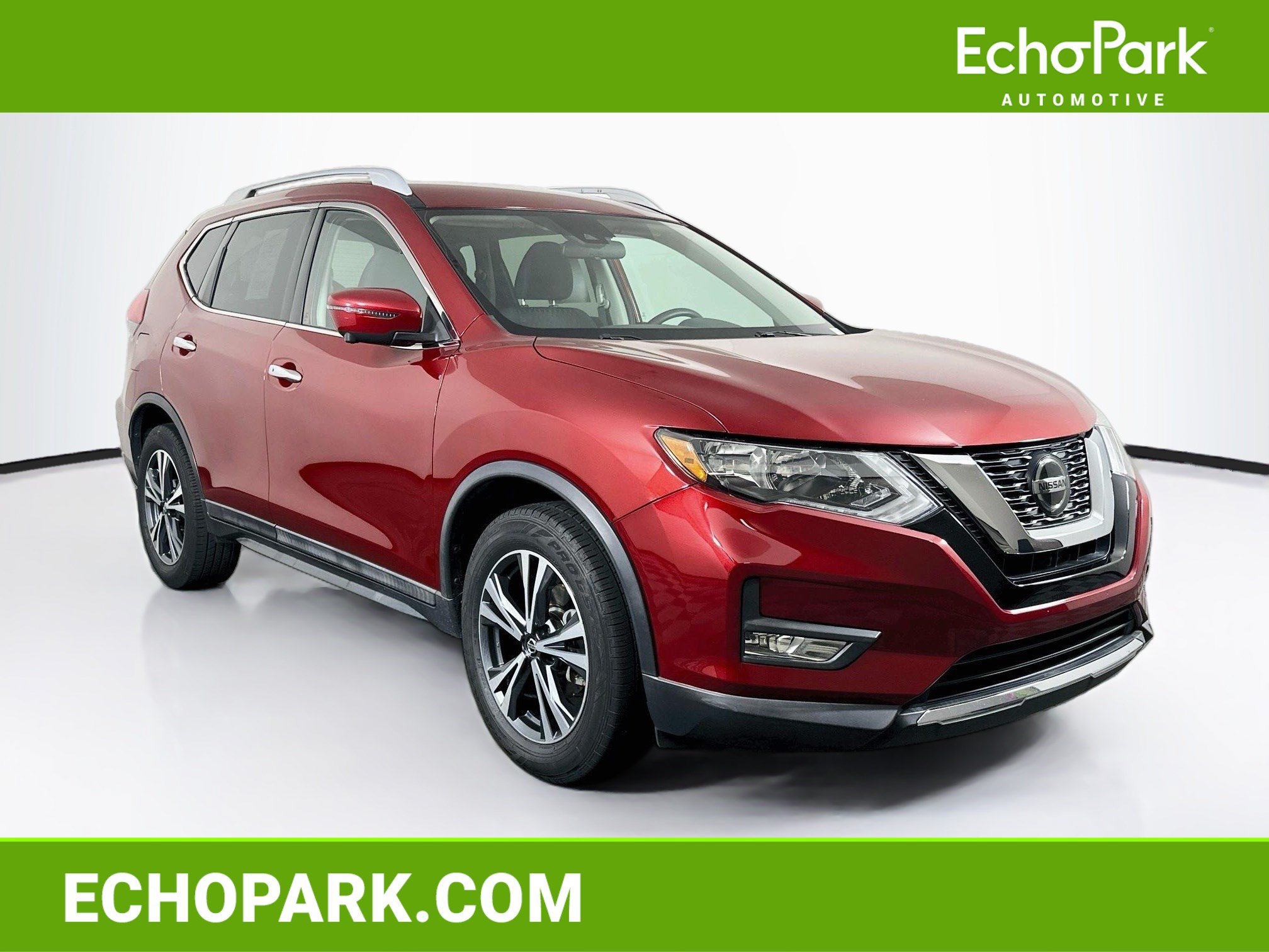 Used 2019 Nissan Rogue SV w/ Premium Package FWD image 1