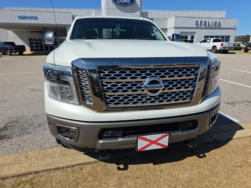 Used 2018 Nissan Titan Platinum Reserve w/ Platinum Utility Package image 6